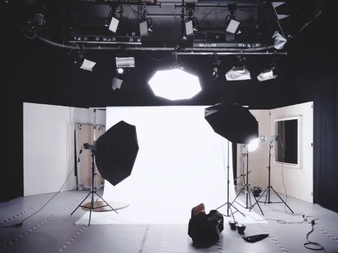 studio on rent in delhi ncr